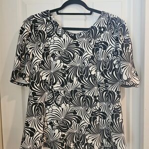 Liz Claiborne Monochrome Floral Blouse
